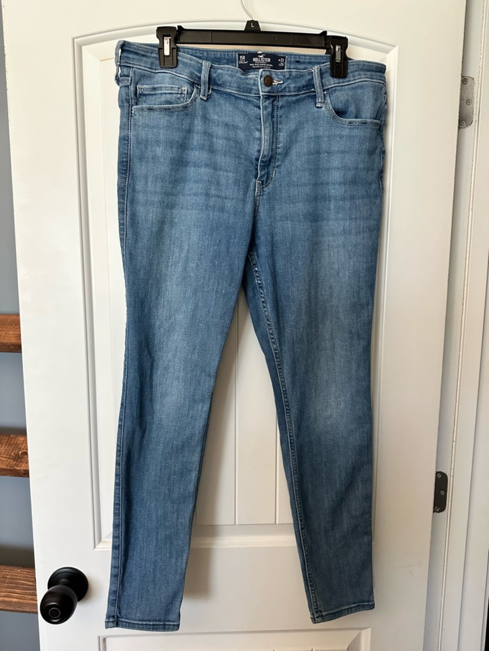 Hollister Light Wash High-Rise Skinny Jeans - Size 15R